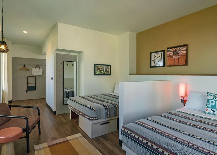 Moxy Downtown Hotel Phoenix