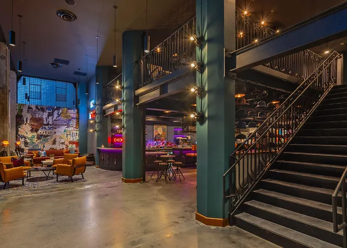 Moxy Downtown 3* Phoenix