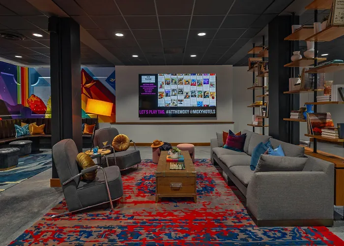 Moxy Downtown 3* Phoenix