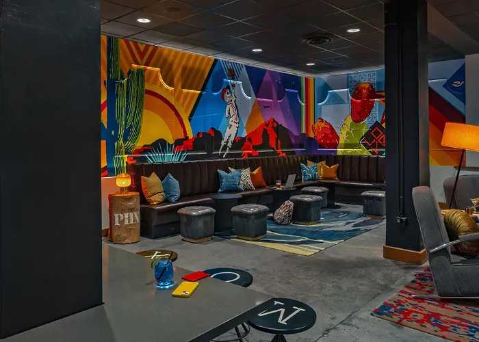 Moxy Downtown Hotel