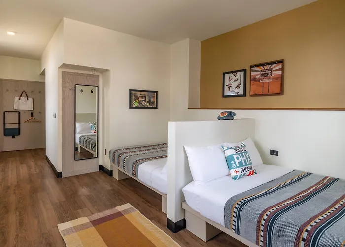Moxy Downtown Hotel Phoenix