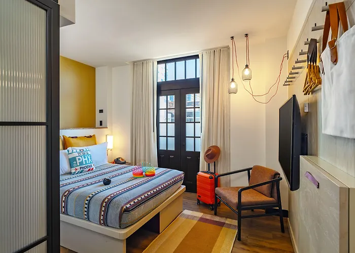Moxy Downtown Hotel Phoenix