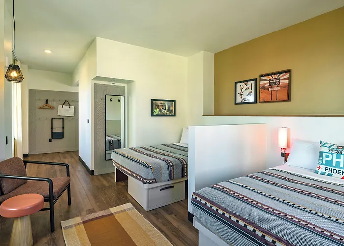 Hotel Moxy Downtown Phoenix