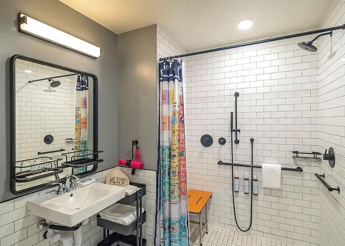 Moxy Downtown 3* Phoenix