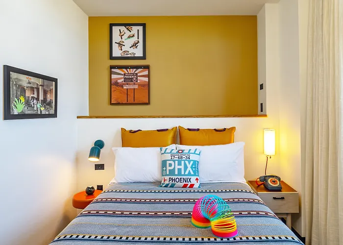 Moxy Downtown Hotel